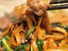 -潮界(LU·ONE凯德晶萃广场店)