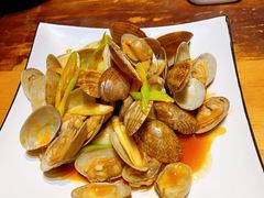 爆炒花甲-臻鲜燕海鲜融合餐厅(金陵style店)