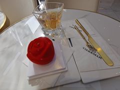 露水玫瑰-麦雪尔甜品·生日蛋糕(新街口旗舰店)