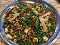 米椒风味兔-嘎嘎鸭脑壳江湖菜(五里店)