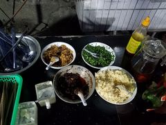 调料区-水碾河肥兔火锅(水碾河店)