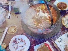 -江湖亮亮蒸虾大排档烤全羊清真(武汉总店)
