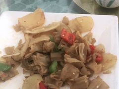-天天向上素食餐厅(五台山店)