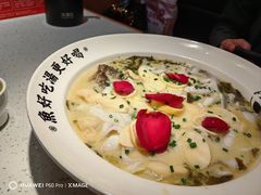-江渔儿酸菜鱼(映月湖环宇城店)