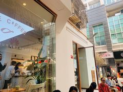 -Line 咖啡(石厦花园店)