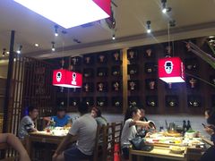 大堂-老佛爷炭火蛙锅直营(清滨路总店)
