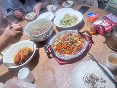 -聚鑫朋酸菜肥肠(文艺路口店)