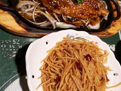 -树下时尚餐厅(翠园街店)