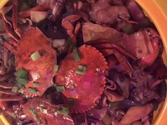 -多嘴超级肉蟹煲(杉杉国潮主题店)