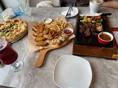 -必胜客(漕宝路店)