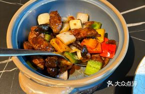 Black Pepper Stone-Grilled Snowflake Beef