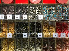 -VENCHI 闻绮(北京国贸商城店)