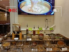 -一哥澳门豆捞 · 十七年经典澳门火锅(四季天地店)