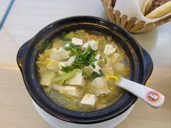 -闫家驴肉老店(华电一校店)