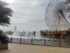 -七彩云南欢乐世界