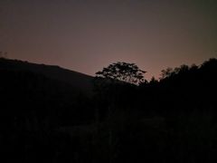 -鬼笑石后山停车场