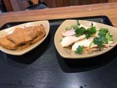 -亮亮面馆(经六路店)