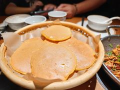 -吃饭皇帝大土家民族菜(荟聚店)