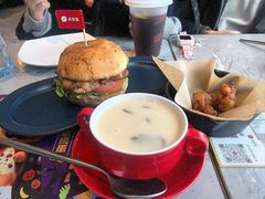 奶油鸡茸蘑菇汤-必胜客(海安文峰店)