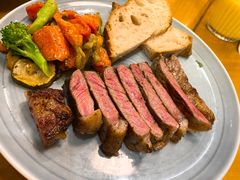 嫩肩牛排套餐-WHEN PIGS FLY当猪飞