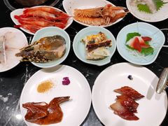 -淡尾·海鲜自助概念餐厅(虹桥南丰城店)