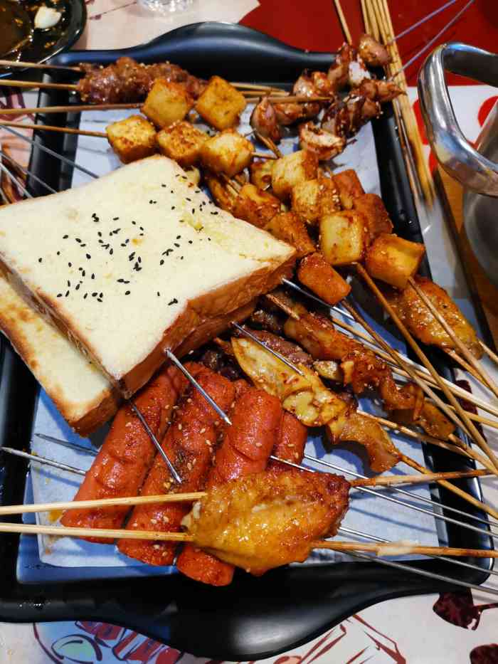 老友烧烤涮肚-"都支大棚,但看哪家感觉都一样,多亏有朋友.