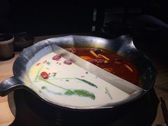 台式麻辣锅-湊湊火锅·茶憩(杭州湖滨银泰in77店)
