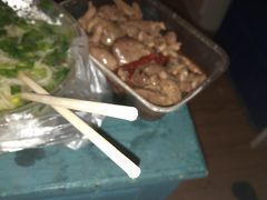 -梁老三麻辣鸡头(汝河小区店)