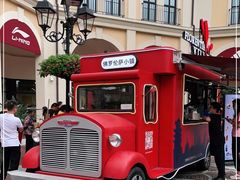 -佛罗伦萨小镇广佛名品奥特莱斯(疏港路店)