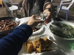 -胖大嫂渔家排档(半边山店)