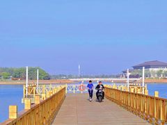 -巧克力渔家.小船海鲜胶东菜(万平口店)