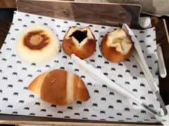 -沁屋面包店(人民东路店)