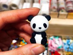 -猫的天空之城概念书店(杭州南宋御街店)