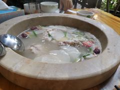 -抚仙湖生态石锅鱼野生菌(告庄店)