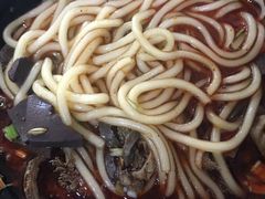 -伟伟羊杂馆