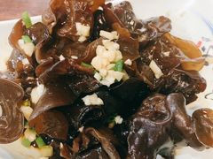 -超越炭火牛蛙火锅鸡(河东店)
