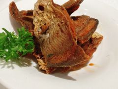 本帮熏白鲳-忆家一宴(大木桥路旗舰店)