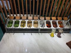 -八月美食小馆(银泰城总店)