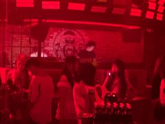 -Orangutan Bunker猩猩地堡酒吧(兰桂坊店)