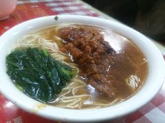 大排面-辣肉面大王(天平路店)