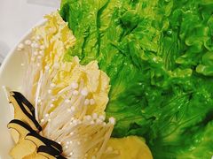 -红鼎豆捞·非遗鲍皇汤火锅(宝丰路店)