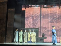 -上海话剧艺术中心