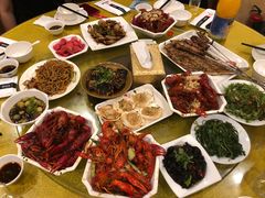 -阿胖龙虾小海鲜(宁国南路总店)