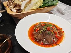 -红鼎豆捞·非遗鲍皇汤火锅(宝丰路店)
