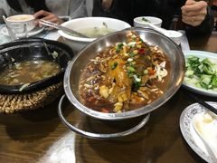 -临街徽菜馆·正宗黄山味