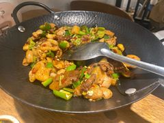 -聚鑫朋酸菜肥肠(文艺路口店)