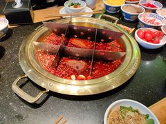 -周小明火锅(黑金冠社区店)