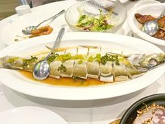 -万龙洲海鲜(大兴绿地缤纷城店)