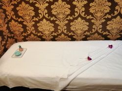 包房-莎蔓莉莎美容会所