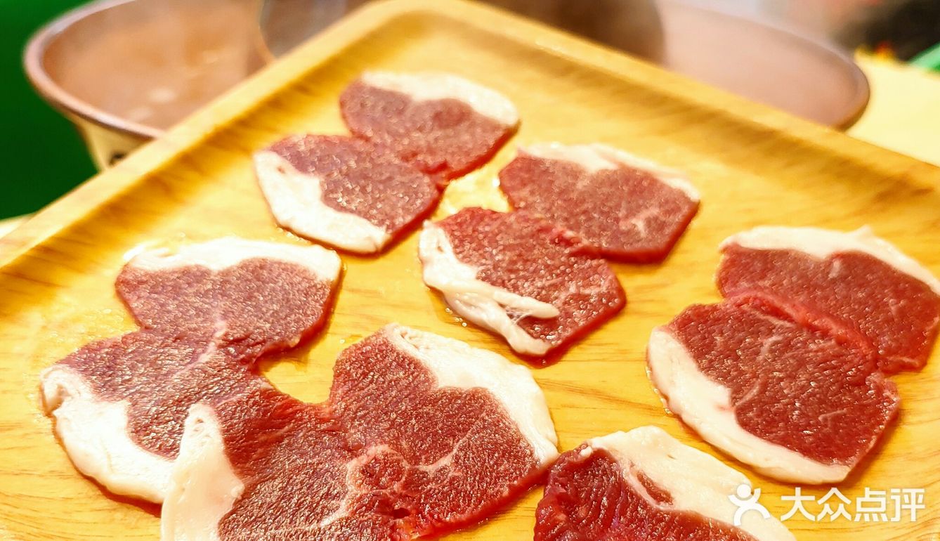 阿不拉兄弟涮羊肉，实现羊肉自由